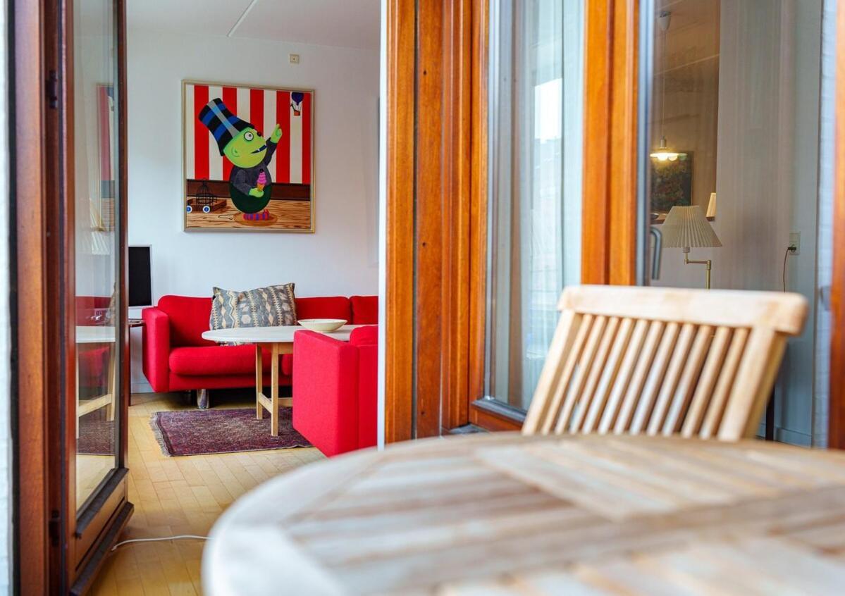 Apartment Spacious Canal-view Near Metro In Christianshavn Copenhagen